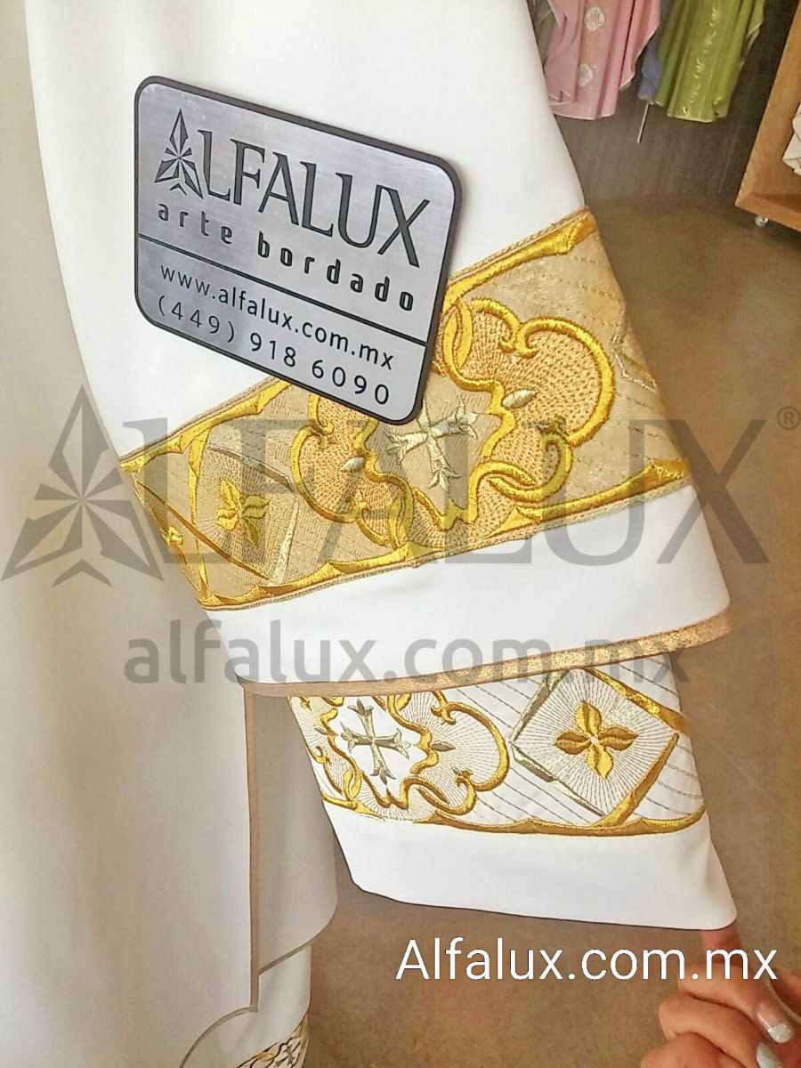 02 ROYAL Blanco Brocado Dalmatica DOBLE RAYA MANGAS 043 ALBA